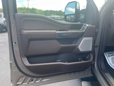 New 2026 Ford F350 King Ranch w/ Chrome Package AWD/4WD image 17