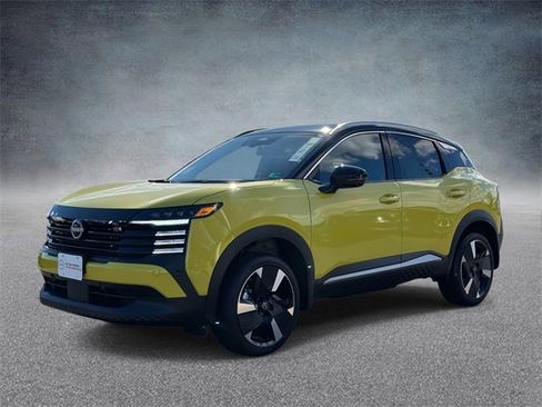 New 2026 Nissan Kicks SR image 5