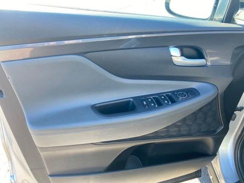 Used 2023 Hyundai Santa Fe SEL image 17