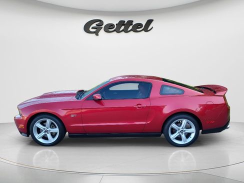 Used 2010 Ford Mustang GT Premium RWD image 8