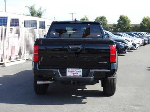 New 2025 Toyota Tacoma TRD Off-Road image 6