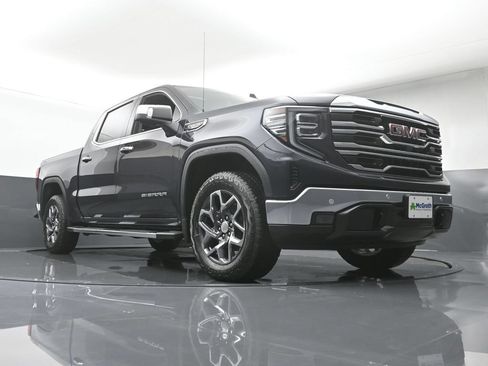 Used 2025 GMC Sierra 1500 SLT w/ SLT Premium Plus Package AWD/4WD image 33