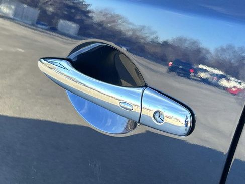 Used 2021 INFINITI QX80 Luxe image 17