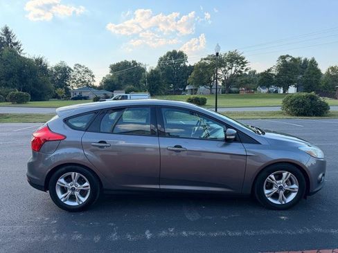 Used 2014 Ford Focus SE FWD image 5