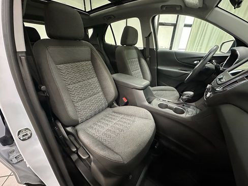Certified 2024 Chevrolet Equinox LT w/ LPO, Floor Liner Package image 18
