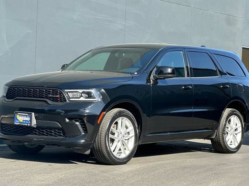 Used 2025 Dodge Durango GT AWD/4WD image 8