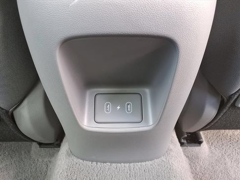 Used 2026 Hyundai Elantra Sport FWD image 13
