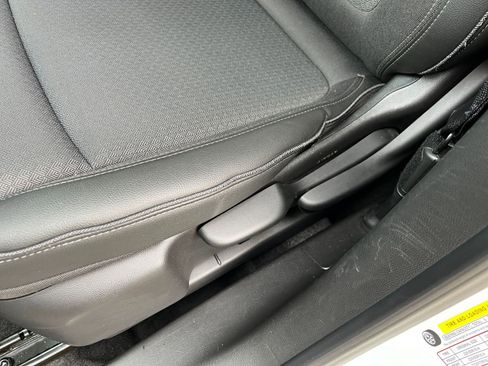 Used 2025 Buick Encore GX Preferred image 23