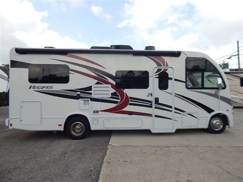 Used 2022 Ford E-350 and Econoline 350 Super Duty w/ A/C Prep Package RWD image 6