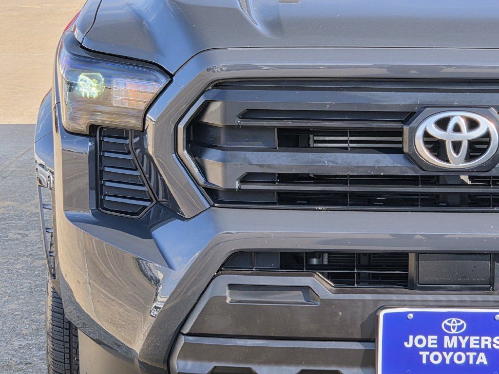 Used 2024 Toyota Tacoma SR RWD image 5