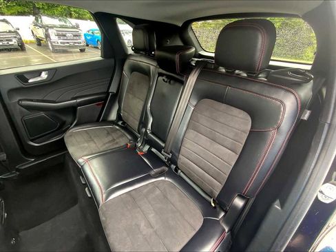 Used 2022 Ford Escape SEL w/ SEL Stealth AWD Package image 20