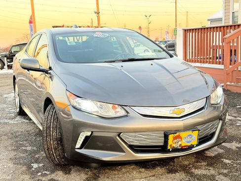 Used 2017 Chevrolet Volt LT w/ Comfort Package image 92