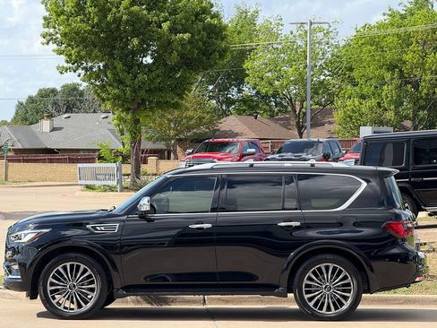 Used 2021 INFINITI QX80 Sensory w/ Cargo Package image 6