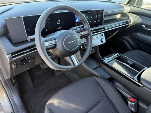 Used 2025 Hyundai Tucson Blue image 12