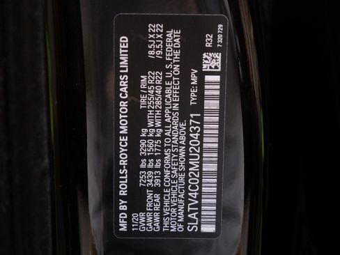 Certified 2021 Rolls-Royce Cullinan image 34