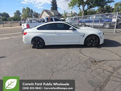 Used 2015 BMW M4 Coupe RWD image 5