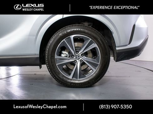 Used 2024 Lexus RX 350h w/ Convenience Package AWD/4WD image 11