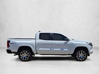 Used 2023 Chevrolet Colorado Z71 w/ Z71 Convenience Package 2 AWD/4WD video 4