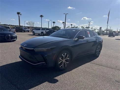 New 2026 Toyota Crown XLE image 8