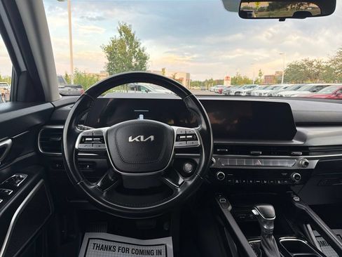 Used 2025 Kia Telluride S AWD/4WD image 23