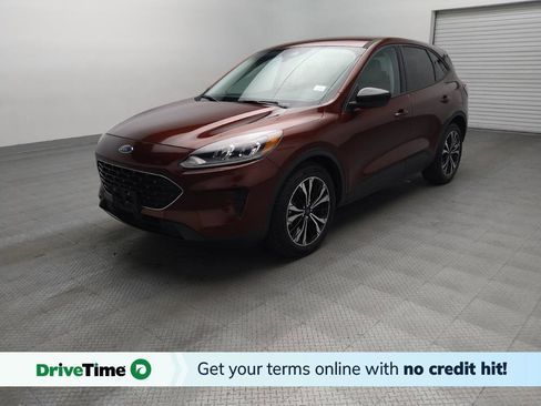 Used 2021 Ford Escape SE w/ SE Sport Appearance Package FWD image 1