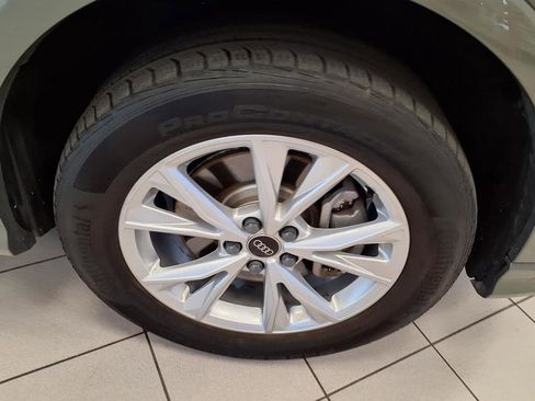 Used 2025 Audi Q3 2.0T Premium image 8