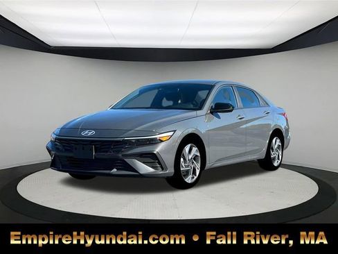 New 2025 Hyundai Elantra Sport image 1