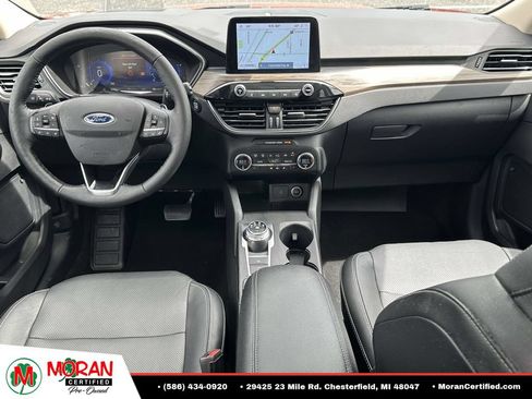 Used 2020 Ford Escape Titanium AWD/4WD image 13