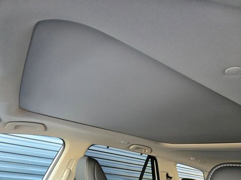 New 2025 Honda Pilot Touring image 20