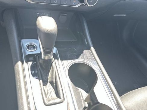 Used 2024 Nissan Altima 2.5 SV FWD image 28