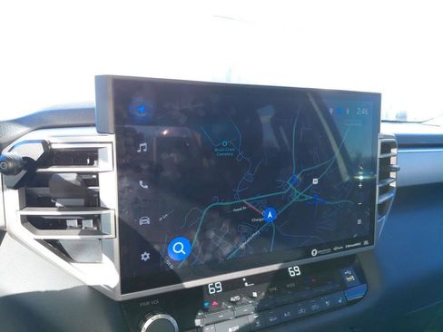 Used 2022 Toyota Tundra Limited image 23