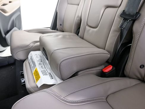 New 2026 Volvo XC90 B6 Ultra w/ Protection Package AWD/4WD image 22