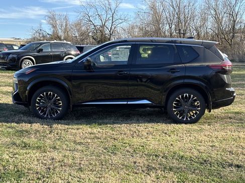 New 2026 Nissan Rogue Platinum w/ Tech Package AWD/4WD image 12