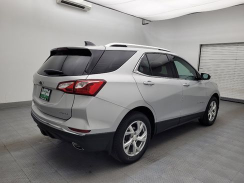 Used 2020 Chevrolet Equinox LT AWD/4WD image 9