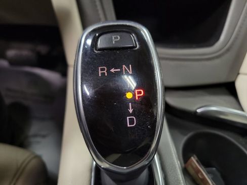 Used 2018 Cadillac XT5 Premium Luxury FWD image 18