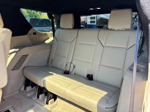 Used 2021 Cadillac Escalade Premium Luxury w/ Driver Assist Tech Package AWD/4WD image 10