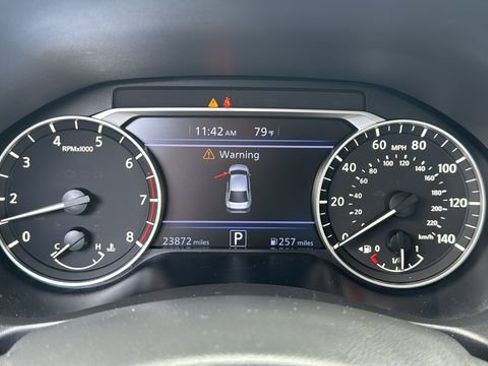 Used 2024 Nissan Altima 2.5 SV image 14