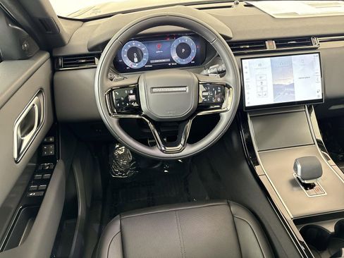 Certified 2025 Land Rover Range Rover Velar Dynamic SE image 11