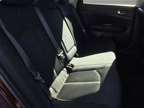 Used 2018 Kia Optima LX FWD image 17