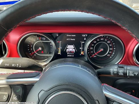 Used 2022 Jeep Wrangler Unlimited Rubicon w/ Xtreme Recon 35" Tire Package AWD/4WD image 12