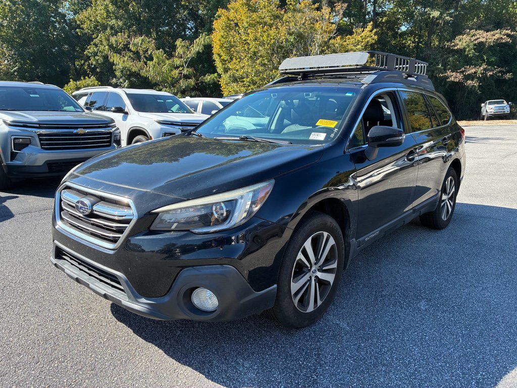 Used 2018 Subaru Outback 2.5i Limited AWD/4WD image 2