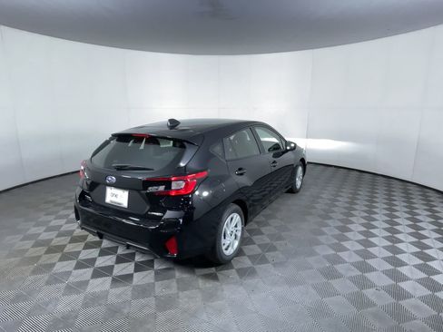 Used 2025 Subaru Impreza 2.0i image 8