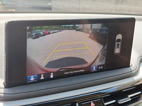 Used 2025 Acura MDX SH-AWD w/ Technology Package image 17