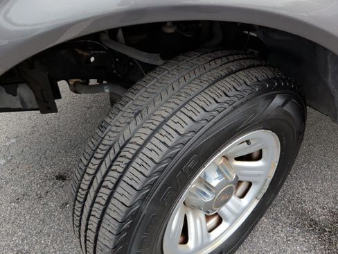 Used 2010 Ford Ranger XLT image 13