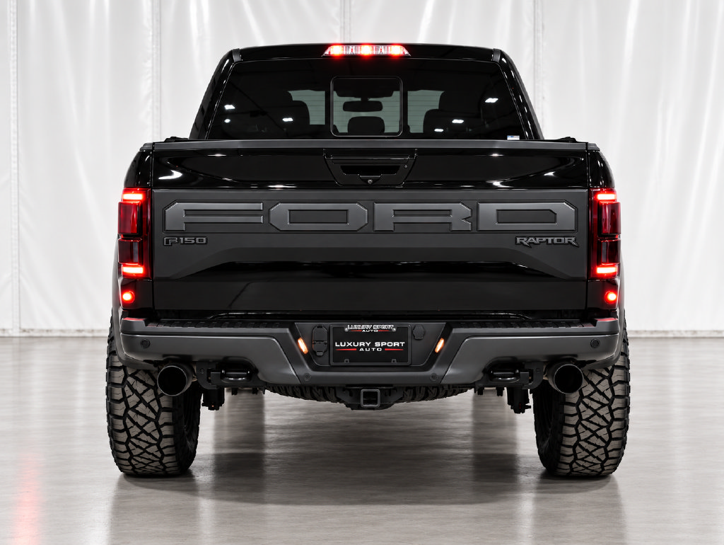 Used 2019 Ford F150 Raptor w/ Equipment Group 802A Luxury AWD/4WD image 3