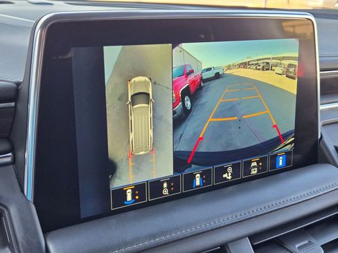 Used 2023 Chevrolet Tahoe Z71 w/ Luxury Package image 20