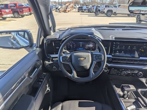 New 2026 Chevrolet Silverado 1500 LTZ w/ Technology Package image 3