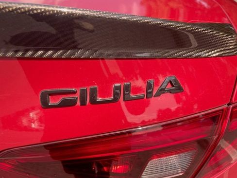 Used 2017 Alfa Romeo Giulia Ti w/ TI 19" Sport Package RWD image 32