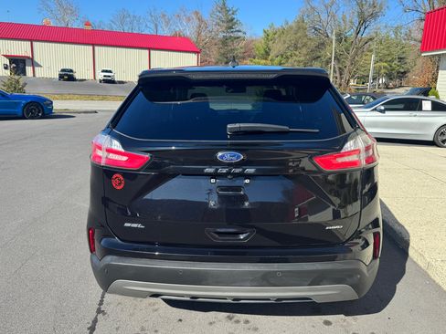 Used 2022 Ford Edge SEL w/ Convenience Package image 5