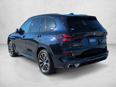 Certified 2026 BMW X5 xDrive40i w/ M Sport Package AWD/4WD image 8